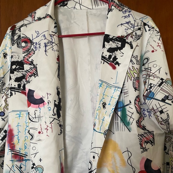 Blazer - Picture 2 of 4